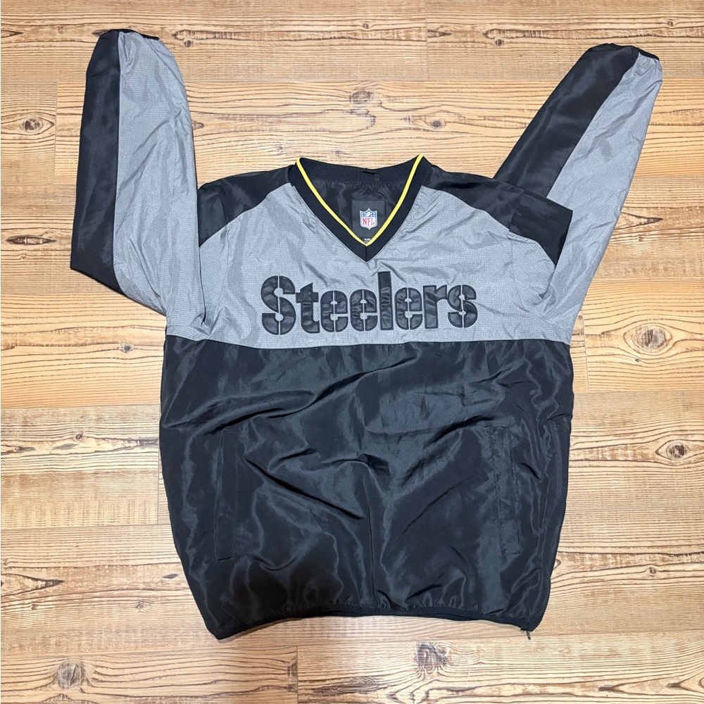 NFL Black and Yellow V-Neck Pullover